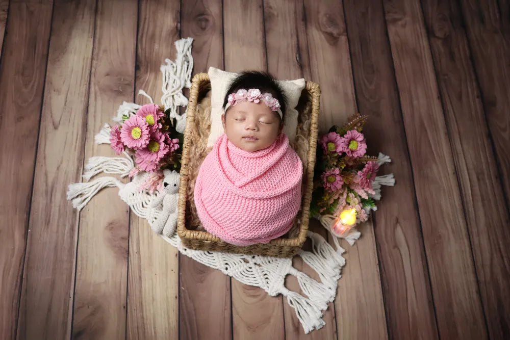 Elite (Themed-Newborn Session)